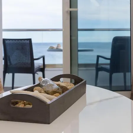 Blue Pearl Apartment